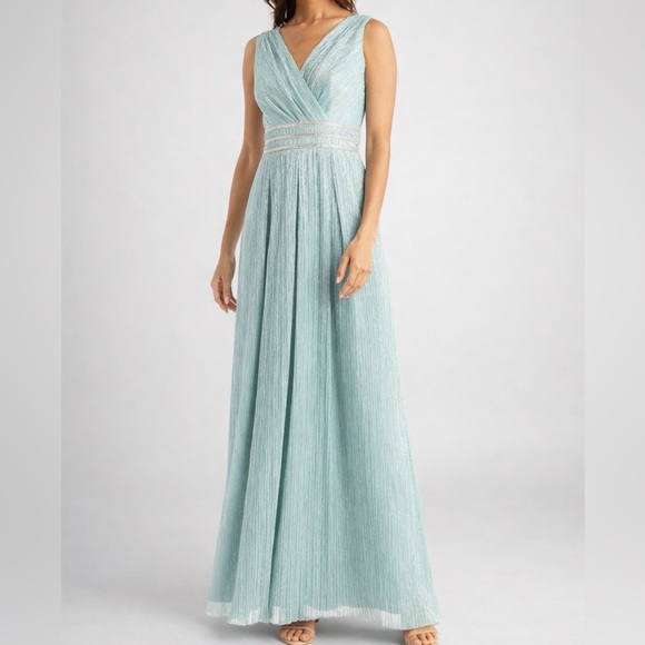 R&M Richards Dresses & Skirts - 🆕 🩵R&M Richards Seafoam Shimmer Metallic Gown Size 6 Formal Dress Prom Wedding
